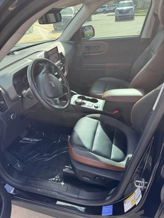 2021 Ford Bronco 6th Gen - Image 8 of 11
