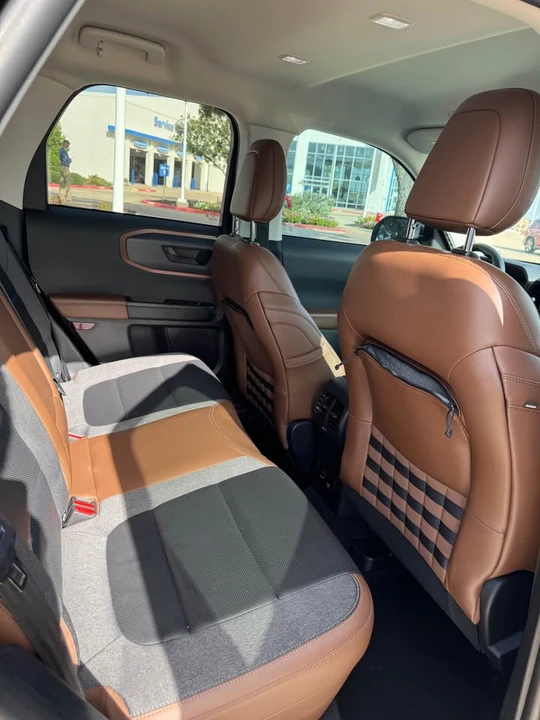 2021 Ford Bronco 6th Gen - Image 6 of 11