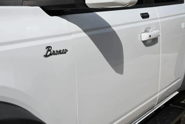 2021 Ford Bronco 6th Gen - Image 8 of 21