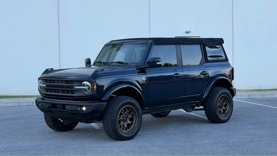 2021 Ford Bronco 6th Gen - Image 2 of 16