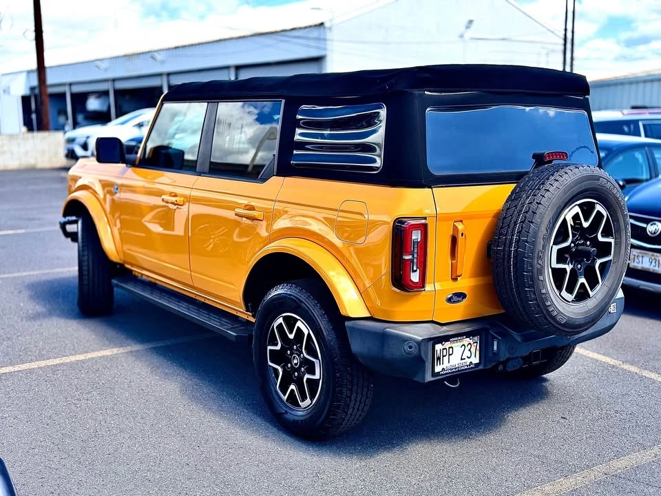 2021 Ford Bronco 6th Gen - Image 2 of 9