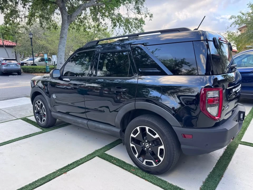 2021 Ford Bronco 6th Gen - Image 2 of 15