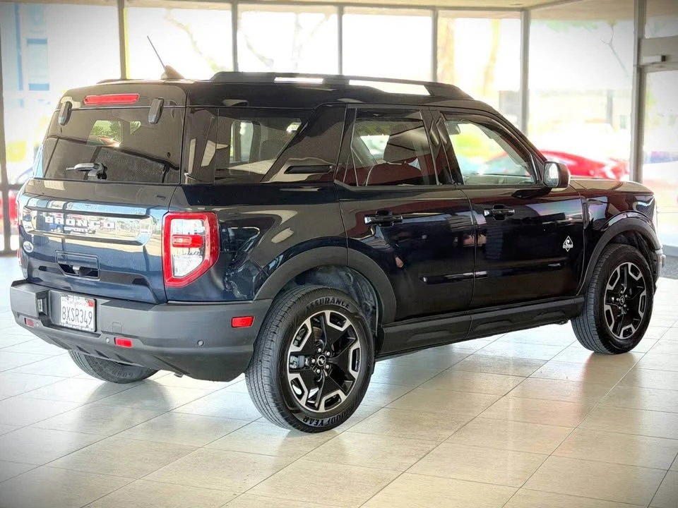 2021 Ford Bronco 6th Gen - Image 5 of 12