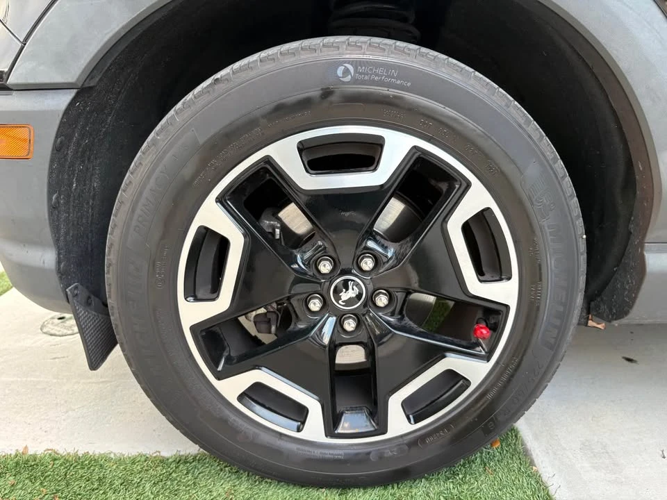 2021 Ford Bronco 6th Gen - Image 10 of 15