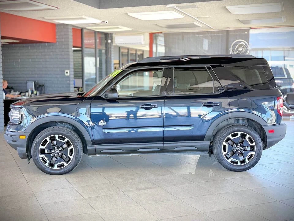 2021 Ford Bronco 6th Gen - Image 2 of 12