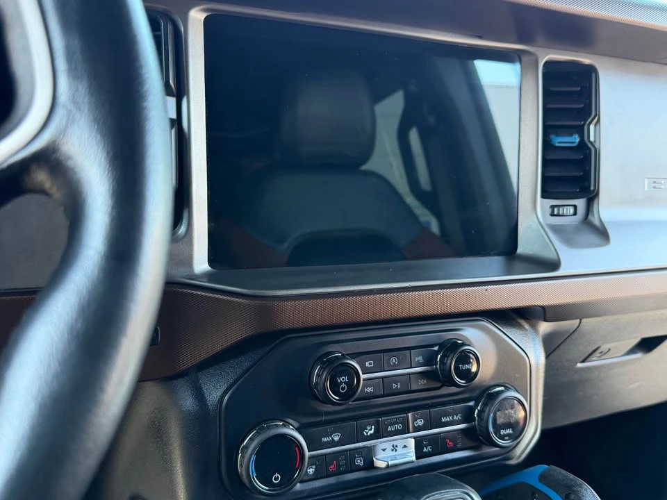 2021 Ford Bronco 6th Gen - Image 8 of 10