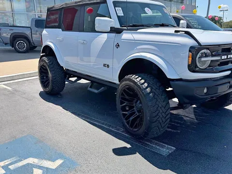 2021 Ford Bronco Outer Banks Sport Utility 4D