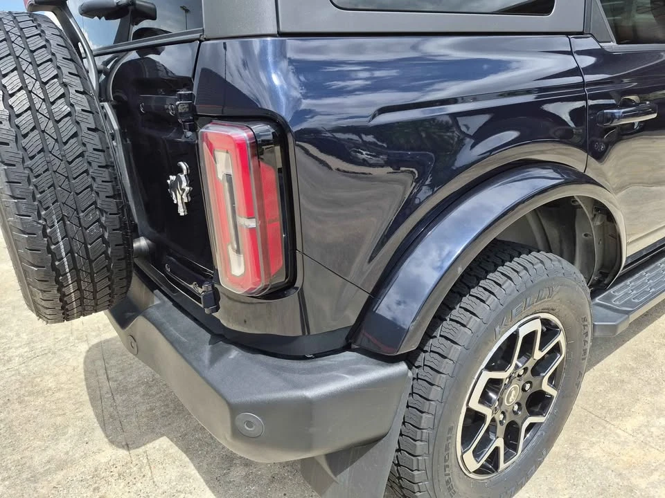 2021 Ford Bronco 6th Gen - Image 8 of 14