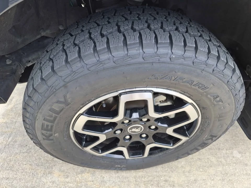 2021 Ford Bronco 6th Gen - Image 13 of 14