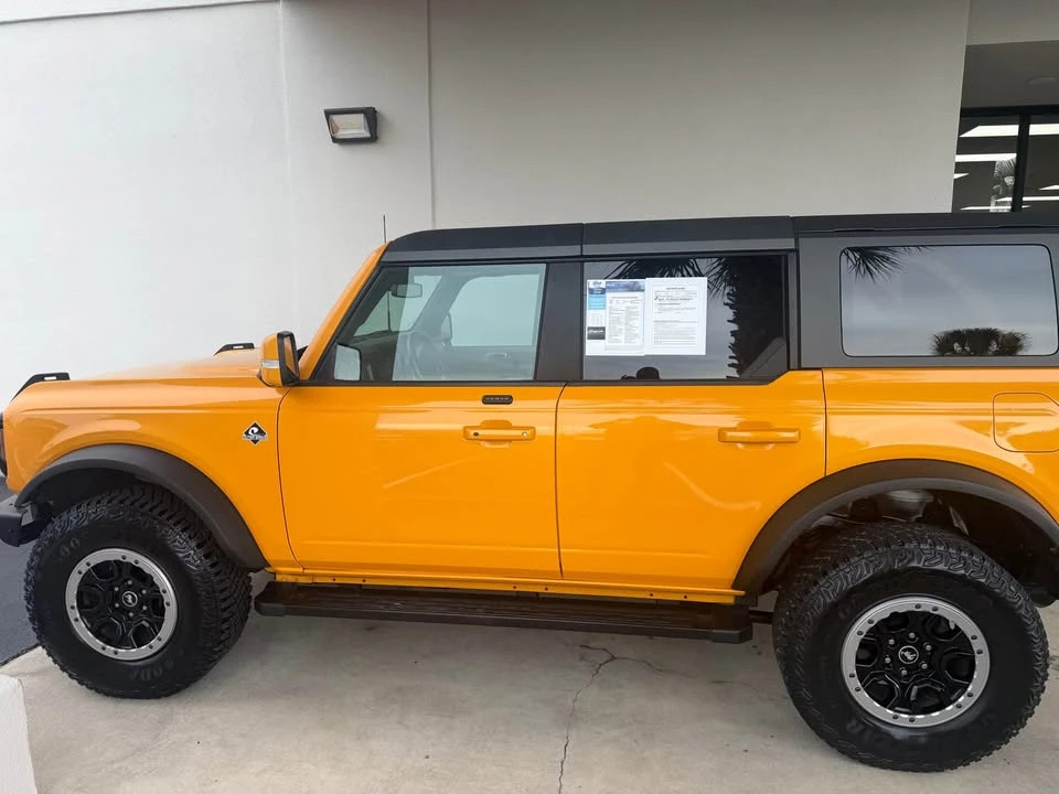 2021 Ford Bronco 6th Gen - Image 3 of 11