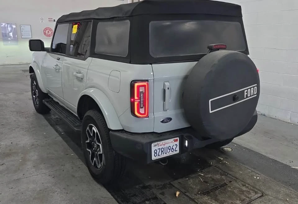 2021 Ford Bronco 6th Gen - Image 10 of 14
