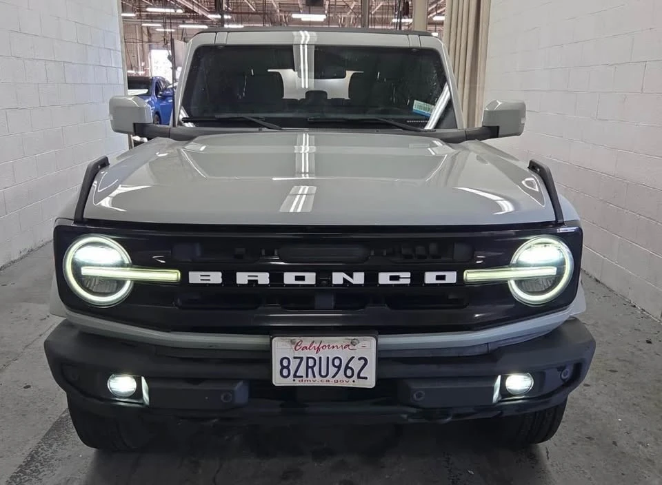 2021 Ford Bronco 6th Gen - Image 2 of 14