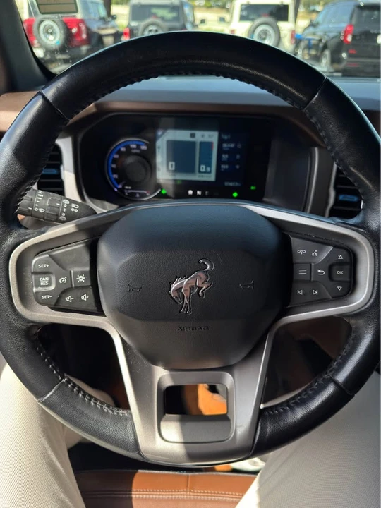 2021 Ford Bronco 6th Gen - Image 7 of 10