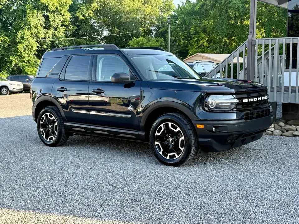 2021 Ford Bronco 6th Gen - Image 2 of 18