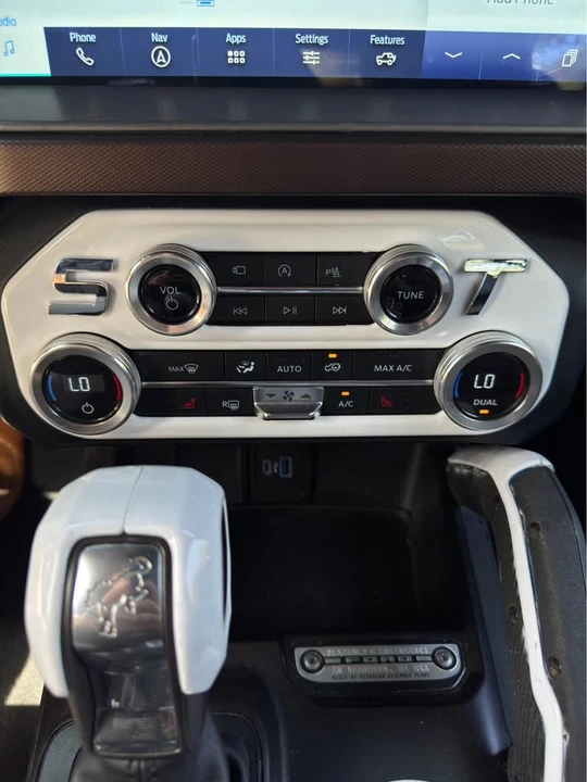 2021 Ford Bronco 6th Gen - Image 9 of 10