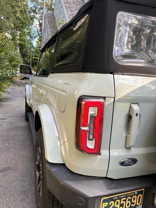 2021 Ford Bronco 6th Gen - Image 4 of 21