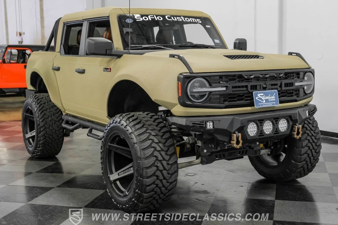 2021 Ford Bronco 6th Gen - Image 16 of 21
