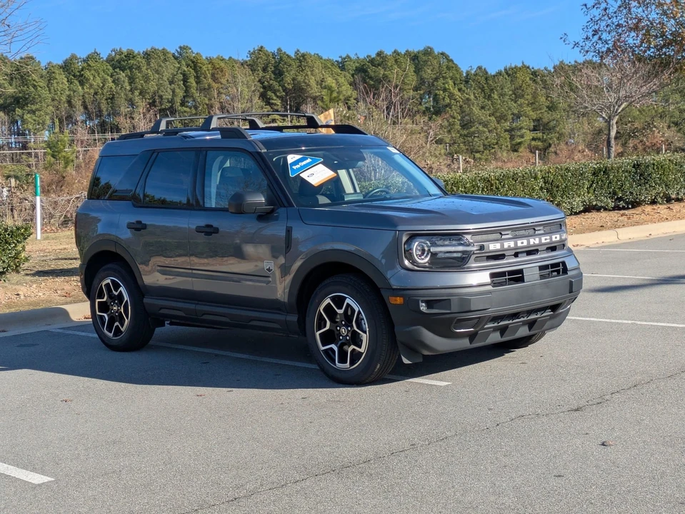 2021 Ford Bronco Sport - Image 2 of 12