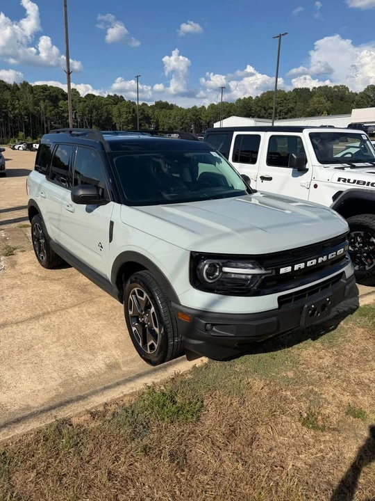 2021 Ford Bronco Sport - Image 2 of 11
