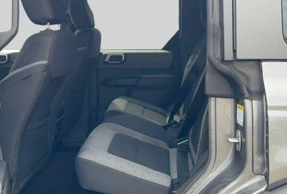 2021 Ford Bronco 6th Gen - Image 4 of 8