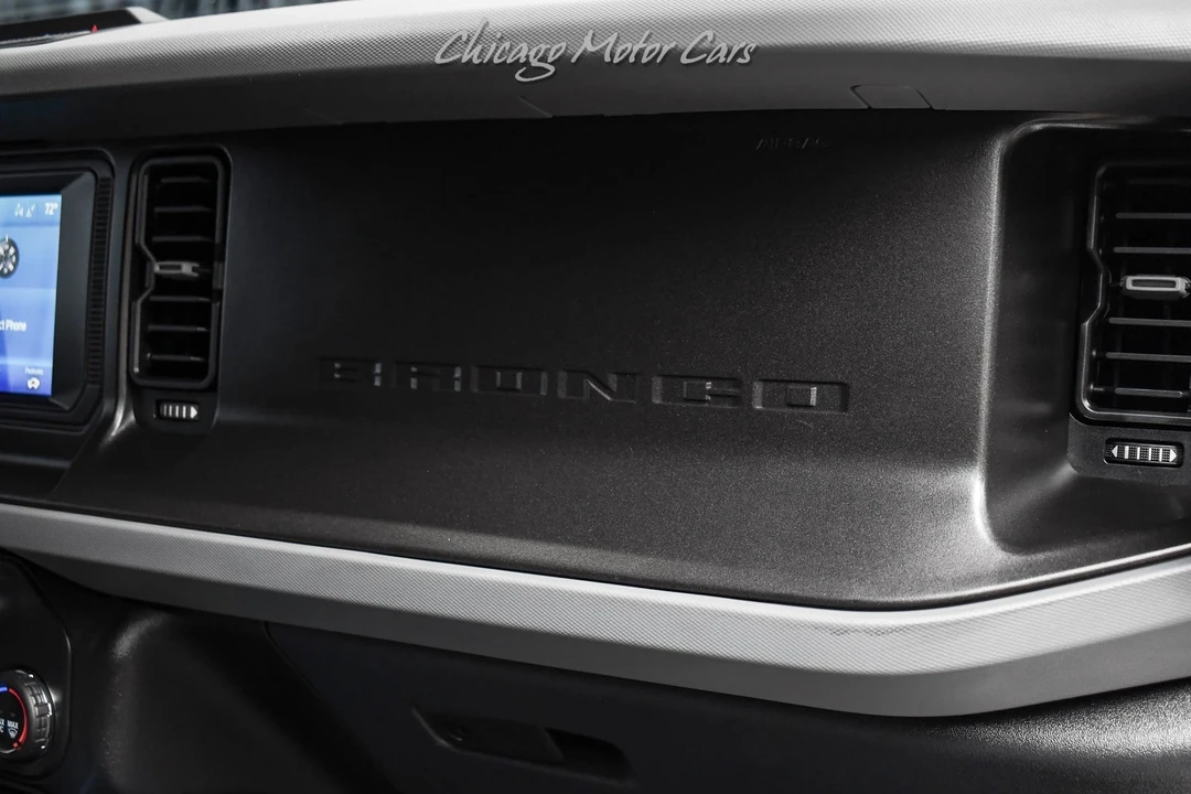 2021 Ford Bronco 6th Gen - Image 16 of 21