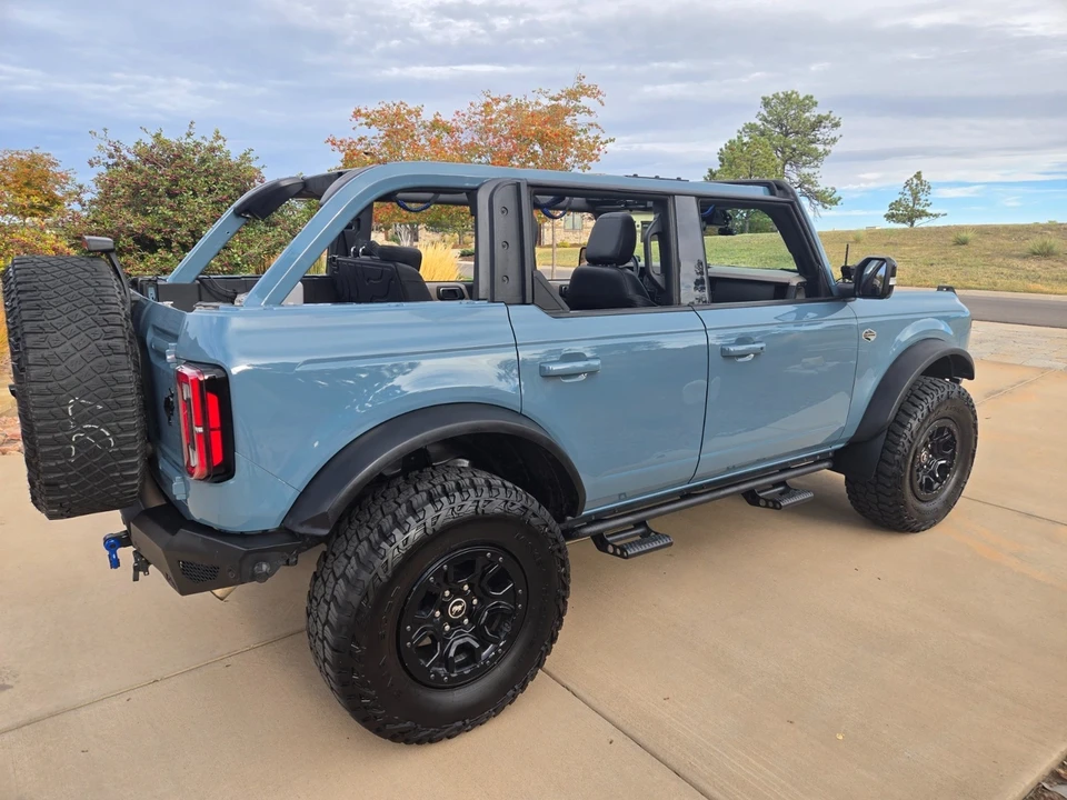 2021 Ford Bronco 6th Gen - Image 18 of 21