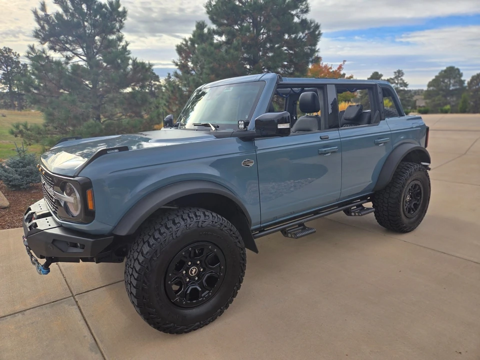 2021 Ford Bronco 6th Gen - Image 15 of 21