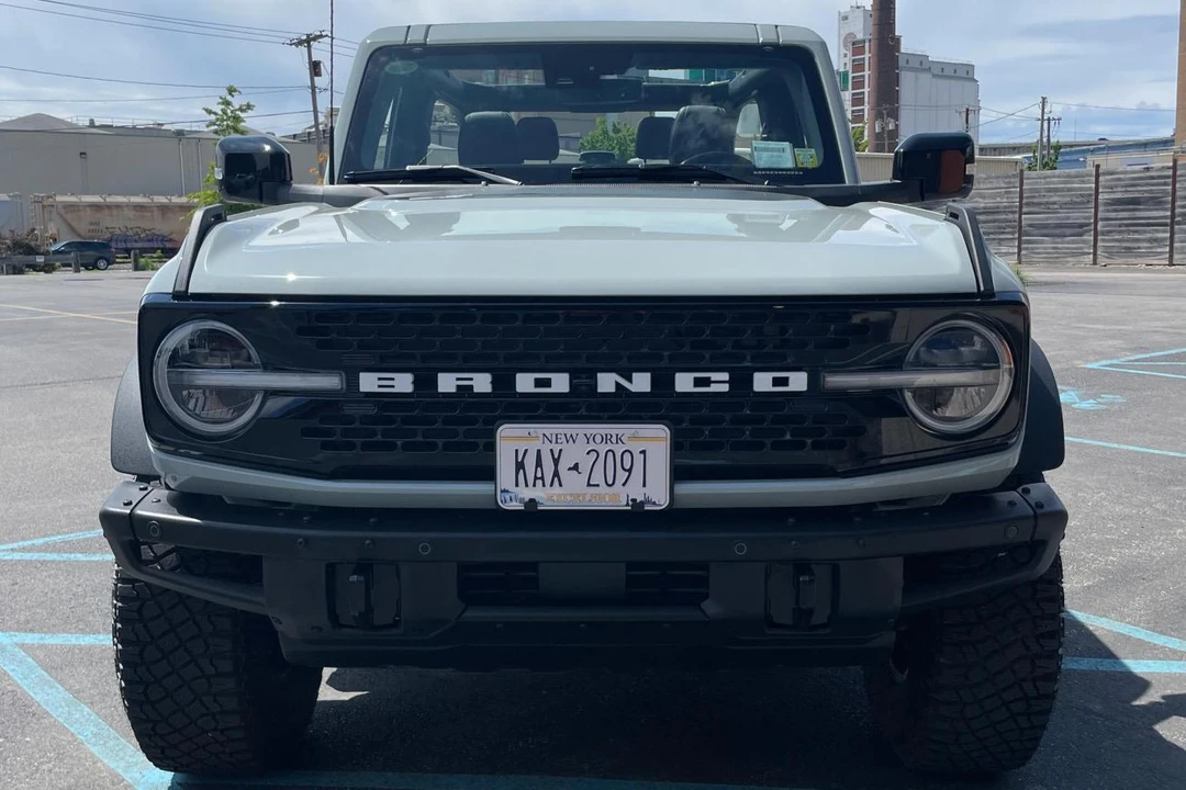 2021 Ford Bronco 6th Gen - Image 2 of 26