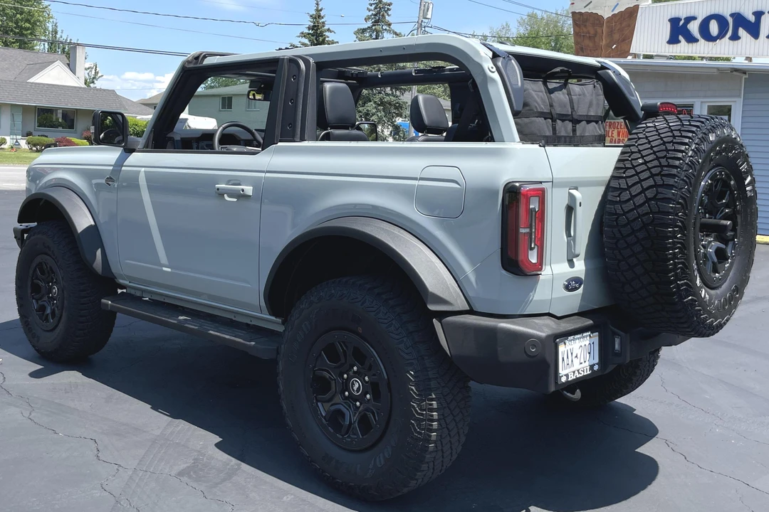 2021 Ford Bronco 6th Gen - Image 4 of 26