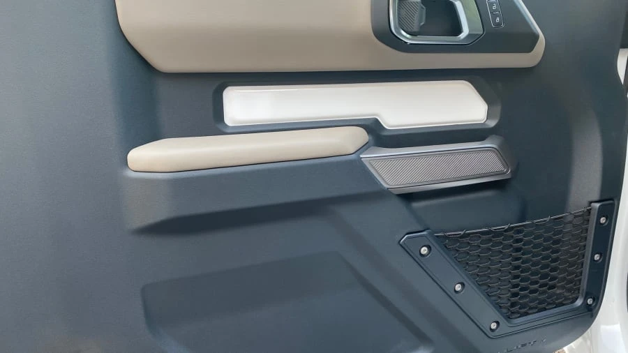 2021 Ford Bronco 6th Gen - Image 3 of 15