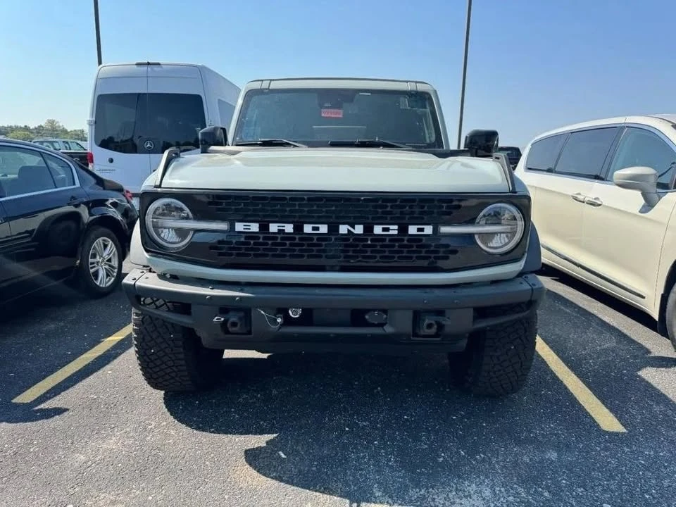 2021 Ford Bronco 6th Gen - Image 3 of 9