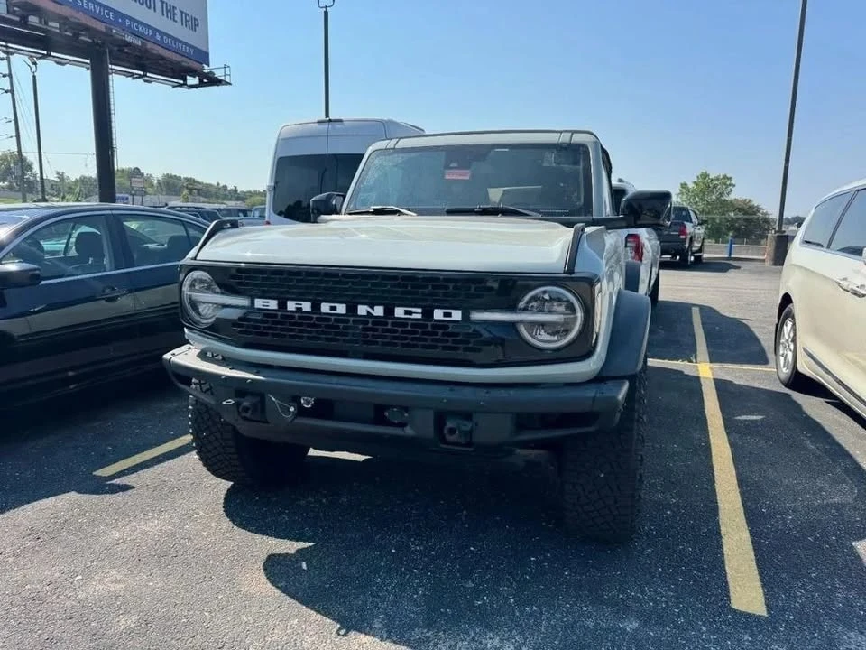 2021 Ford Bronco 6th Gen - Image 4 of 9