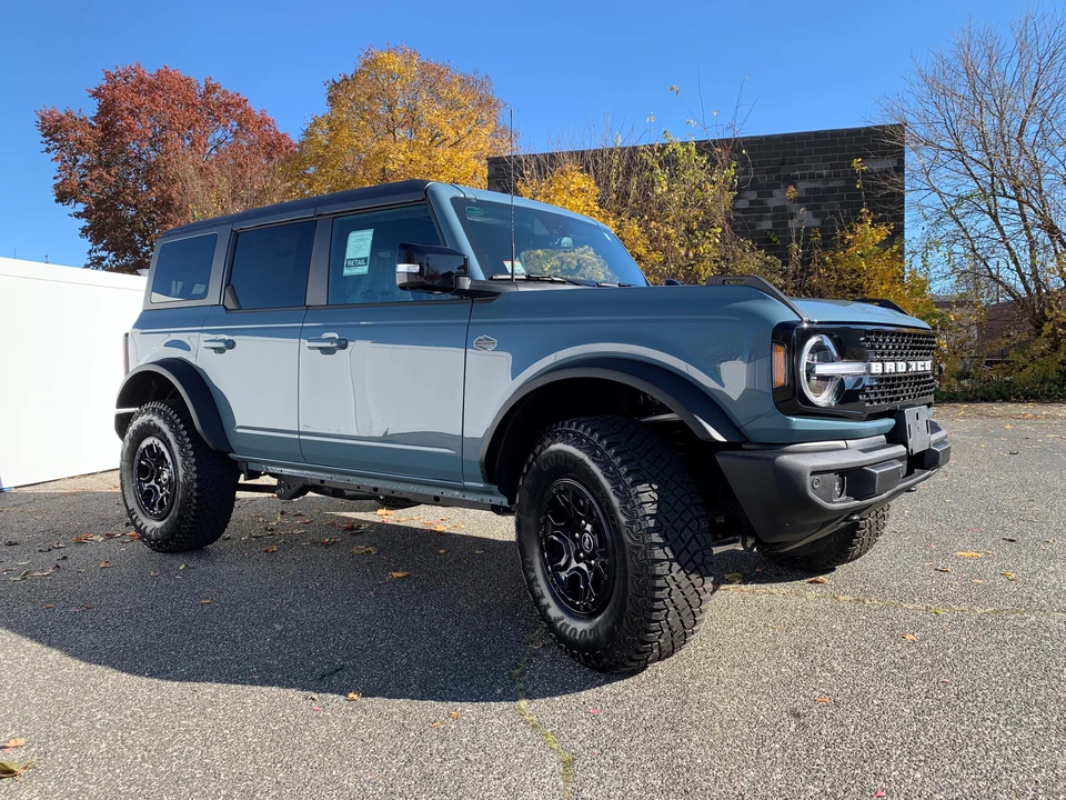 2021 Ford Bronco 6th Gen - Image 24 of 31