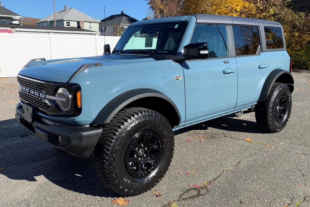 2021 Ford Bronco 6th Gen - Image 9 of 31