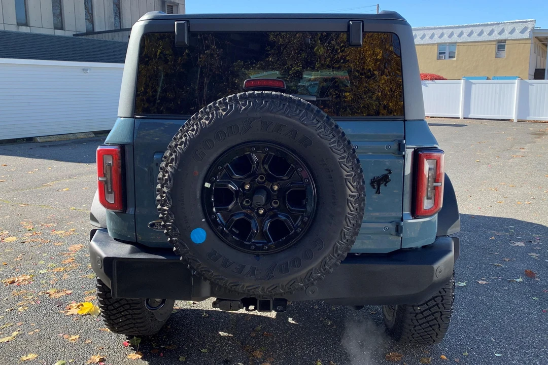 2021 Ford Bronco 6th Gen - Image 5 of 31