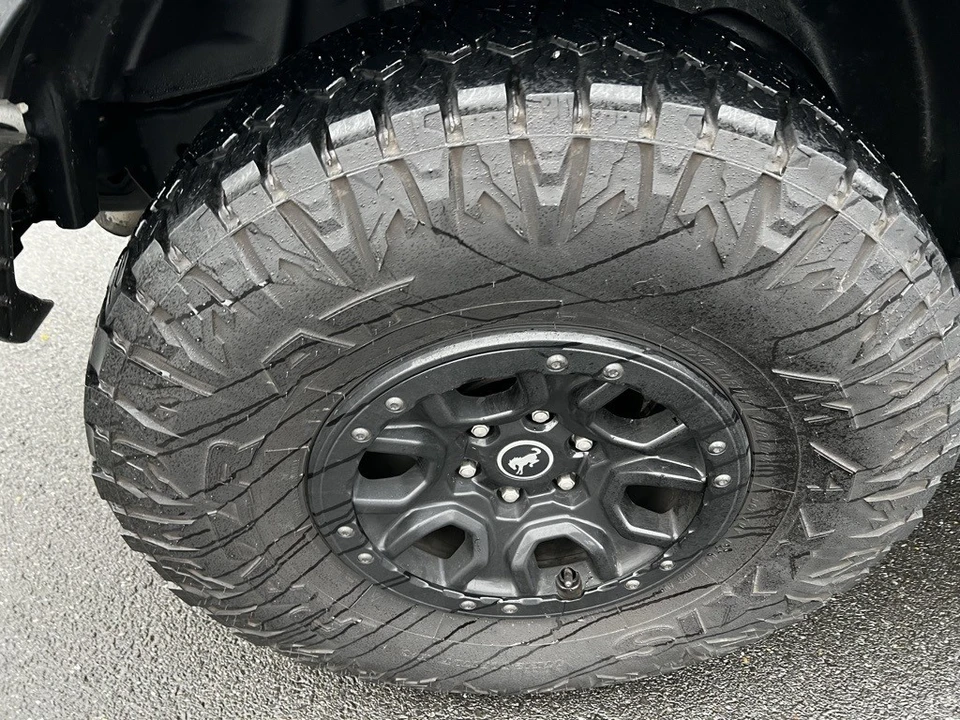 2021 Ford Bronco 6th Gen - Image 9 of 12
