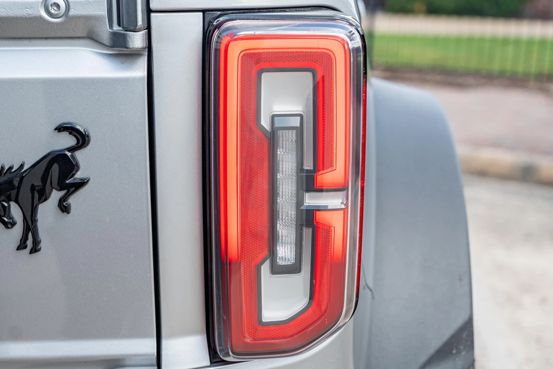 2021 Ford Bronco 6th Gen - Image 30 of 31