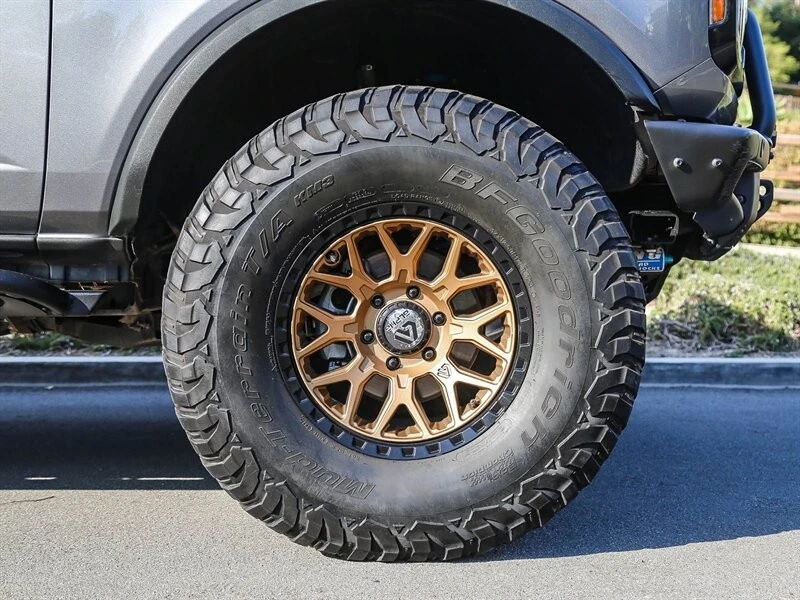 2021 Ford Bronco 6th Gen - Image 13 of 21