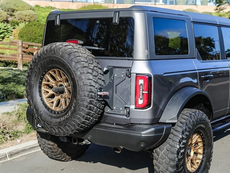 2021 Ford Bronco 6th Gen - Image 19 of 21