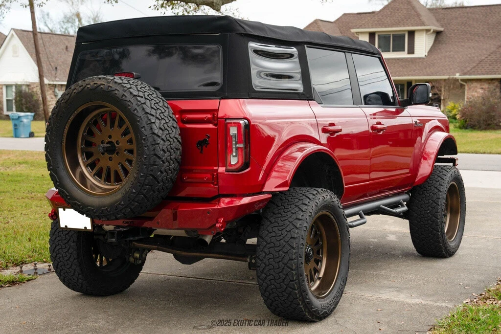 2021 Ford Bronco 6th Gen - Image 8 of 12