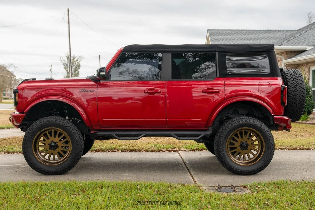 2021 Ford Bronco 6th Gen - Image 3 of 12