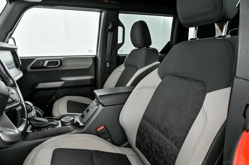 2021 Ford Bronco 6th Gen - Image 19 of 21