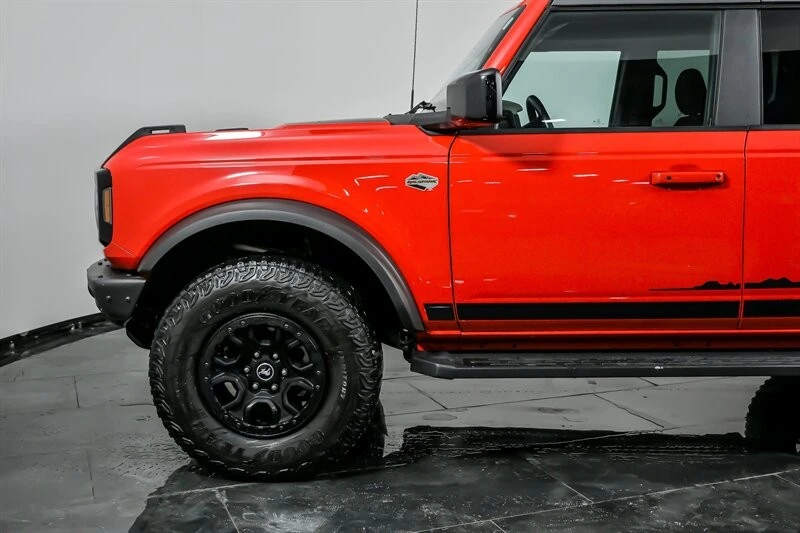 2021 Ford Bronco 6th Gen - Image 6 of 21