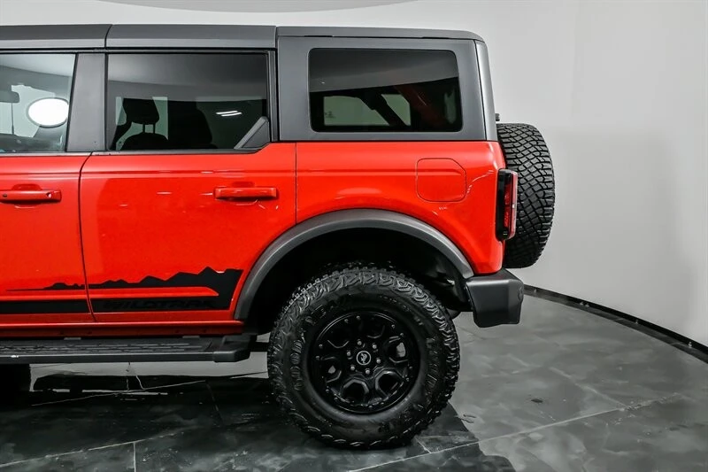 2021 Ford Bronco 6th Gen - Image 8 of 21