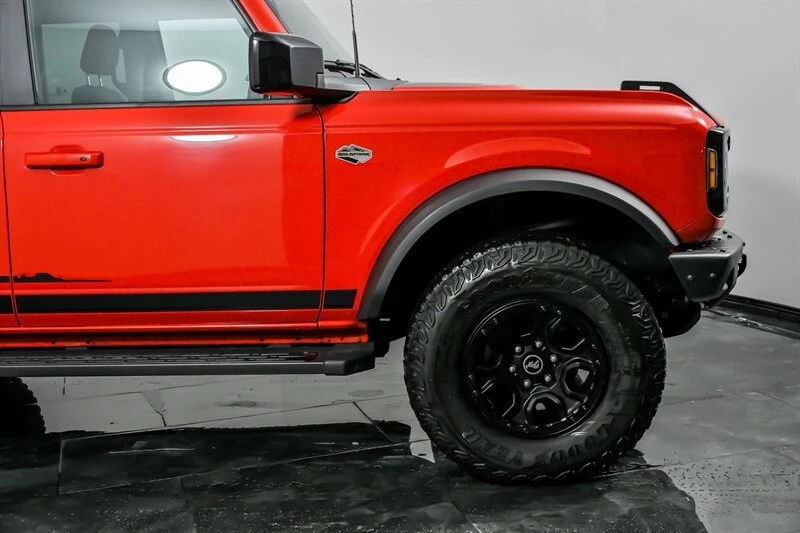 2021 Ford Bronco 6th Gen - Image 13 of 21