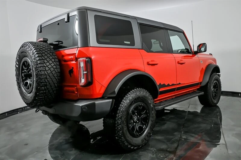 2021 Ford Bronco 6th Gen - Image 10 of 21
