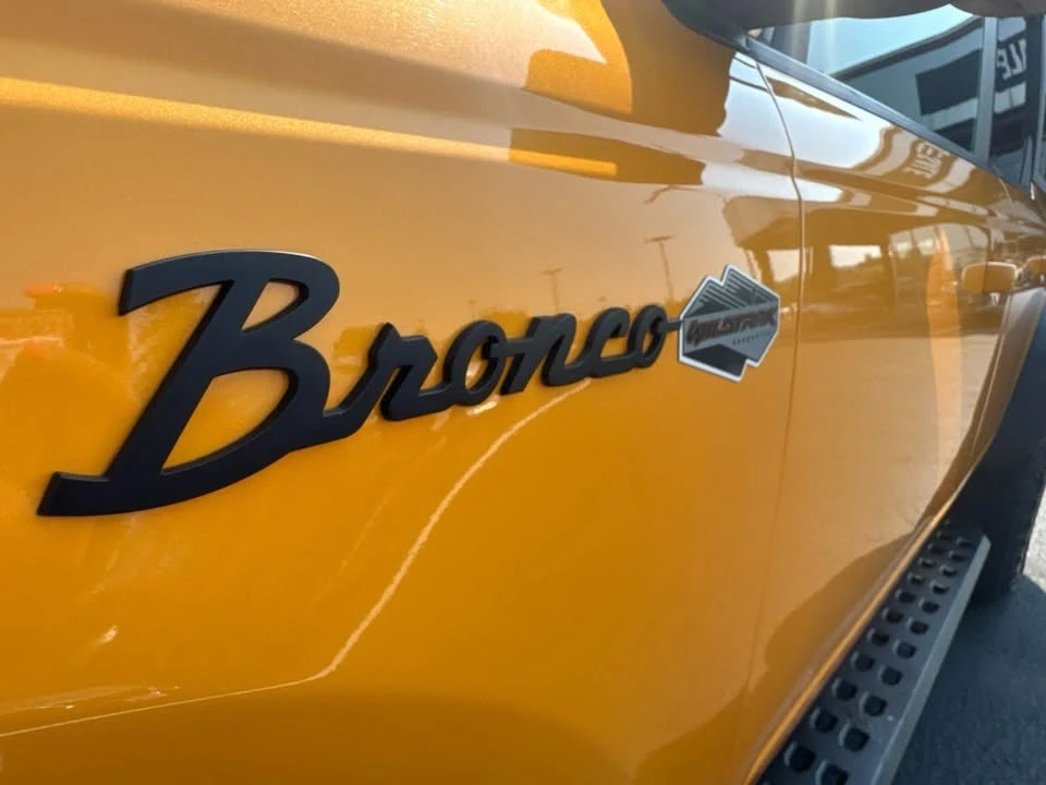 2021 Ford Bronco 6th Gen - Image 6 of 20