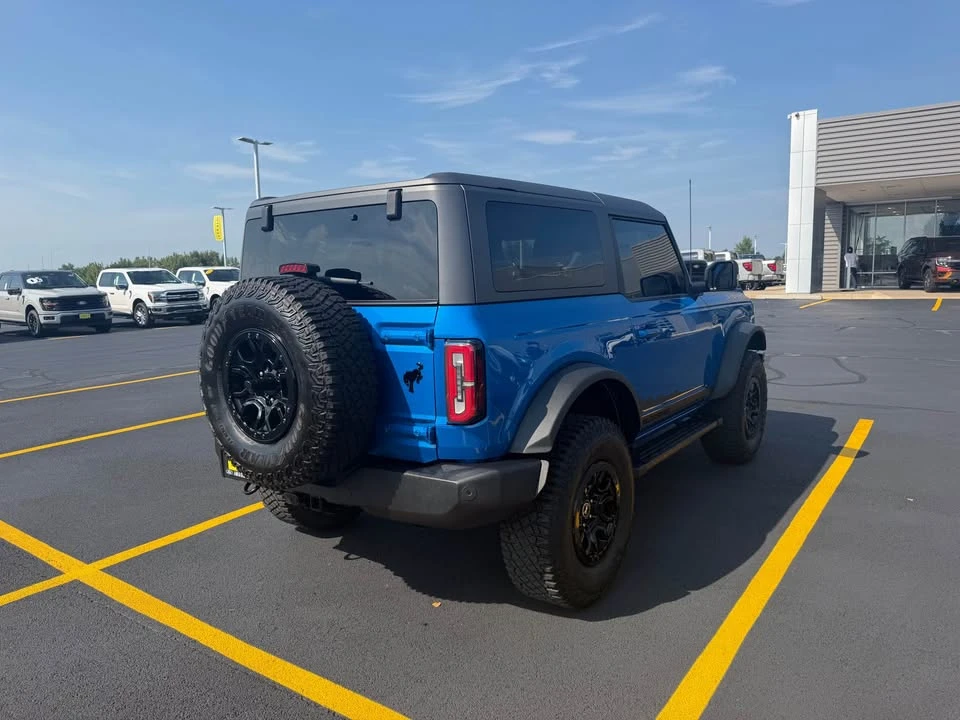2021 Ford Bronco 6th Gen - Image 3 of 12