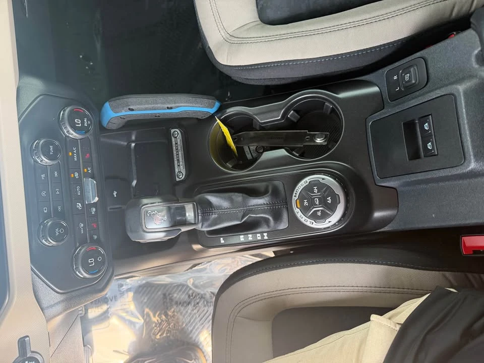 2021 Ford Bronco 6th Gen - Image 9 of 12