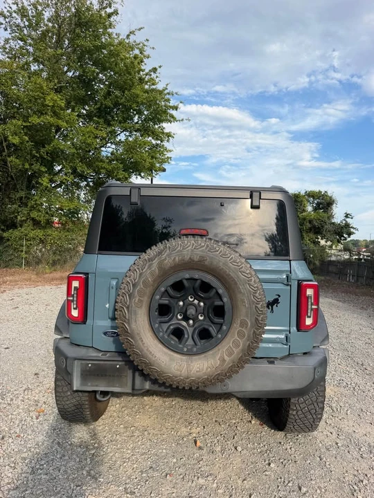 2021 Ford Bronco 6th Gen - Image 3 of 18